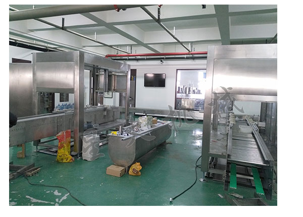 ����Һ�w���b�C